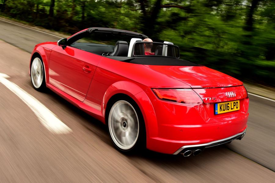  Audi TTS Roadster (8S) 2015 года  (UK) (фото 5 из 8)